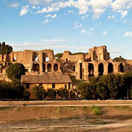 דירה Comfortable In The Heart Of Rome, 65m², View רומא